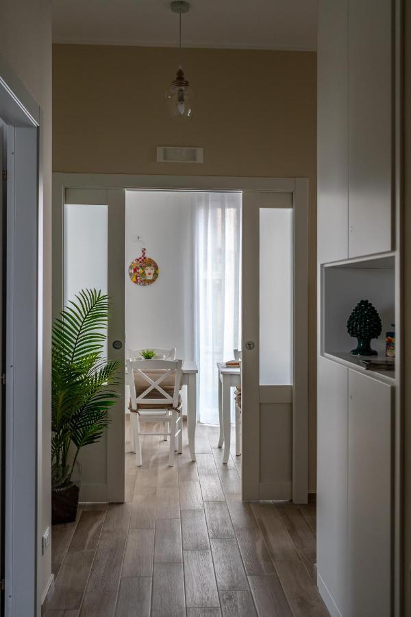 Porta Aragonese Luxury Rooms Палермо Екстер'єр фото